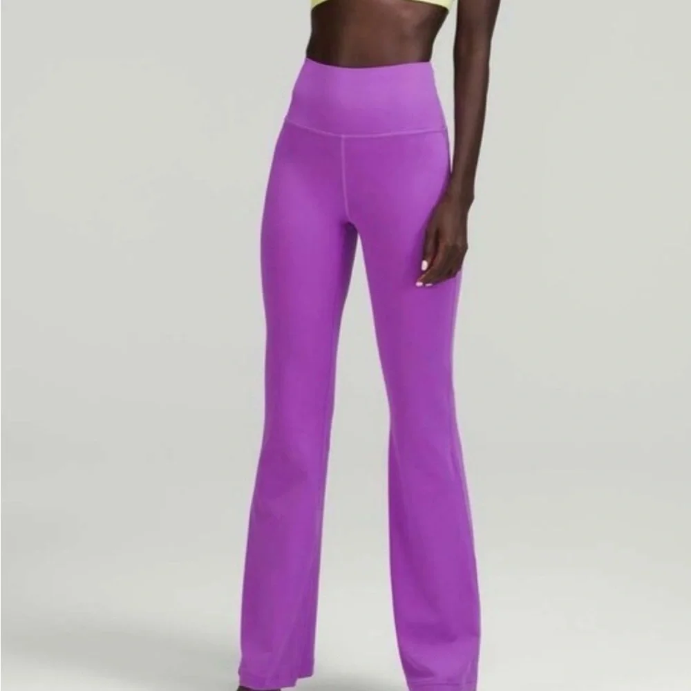 Lululemon Groove Super-High-Rise Flared Pant - Picture 1 of 6